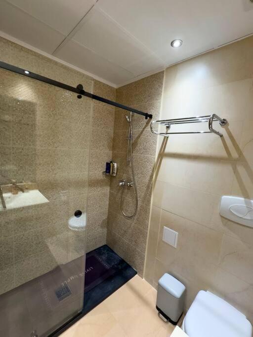 Luxury 2 Bedroom Apartment Bucareste Exterior foto