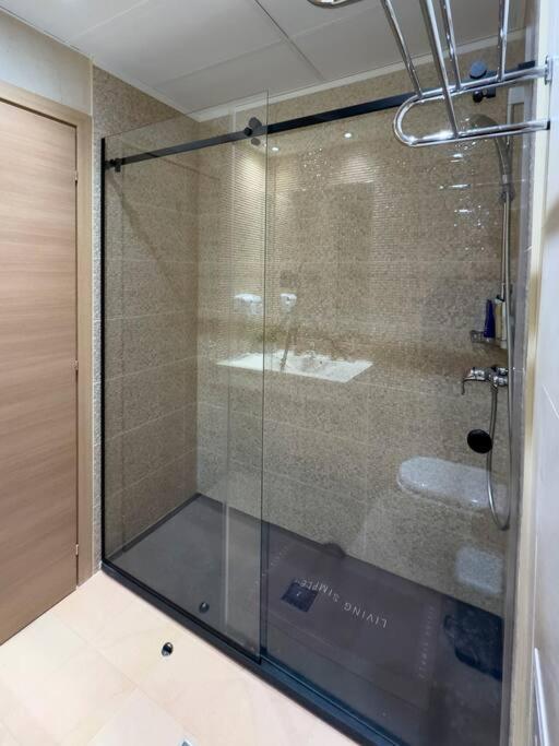 Luxury 2 Bedroom Apartment Bucareste Exterior foto